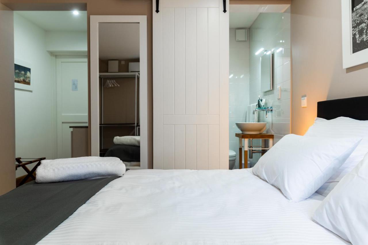 Monreal Boutique Townhouse - R024Rm3 Hotel Paola Luaran gambar